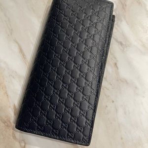 Gucci Blue GG wallet